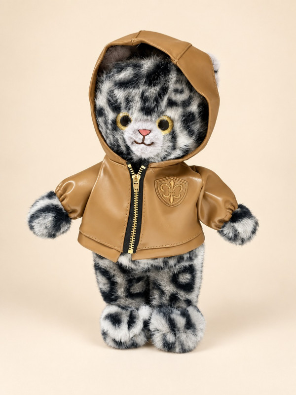 Кот стоит в костюме 30 см