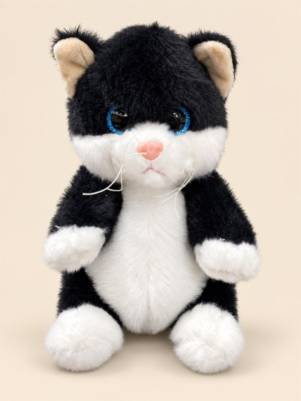 Кот сидит 20 см