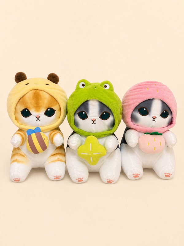 Кот сидит в шапке 45см